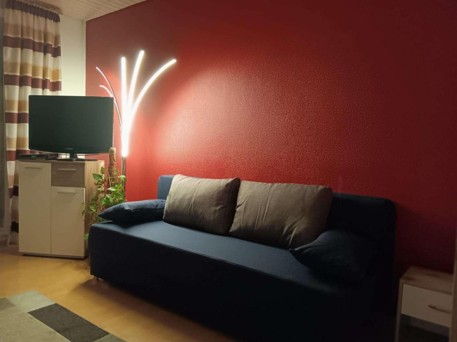 Szafranzimmervermmitung Daire Winnenden Dış mekan fotoğraf